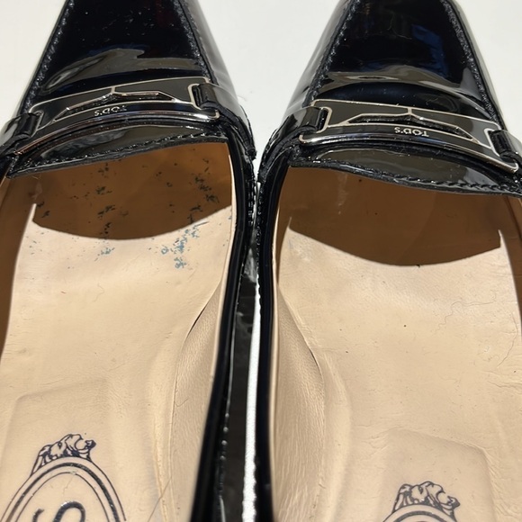 TOD’S Made In Italy Black Loafer Driving Shoe Style Patent Pumps Women’s Size 7 - Picture 7 of 11